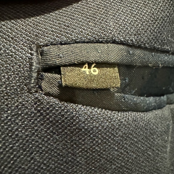 RW and Co suit for sale. Arms intended slightly. Size 46r - Picture 3 of 6